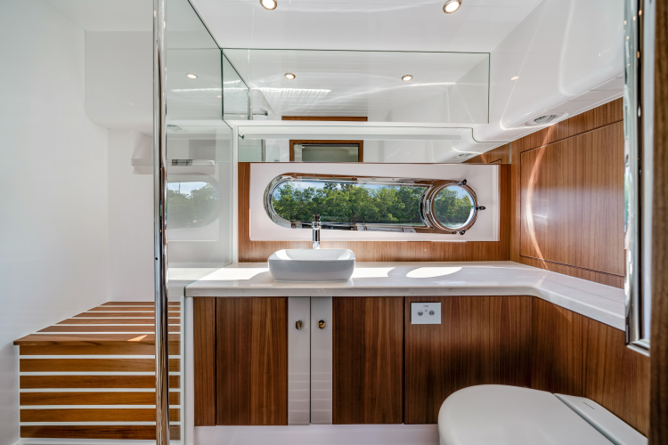 54 Daybridge Yacht Photos Pics 