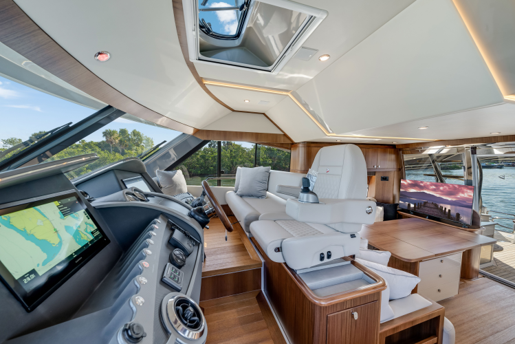 54 Daybridge Yacht Photos Pics 