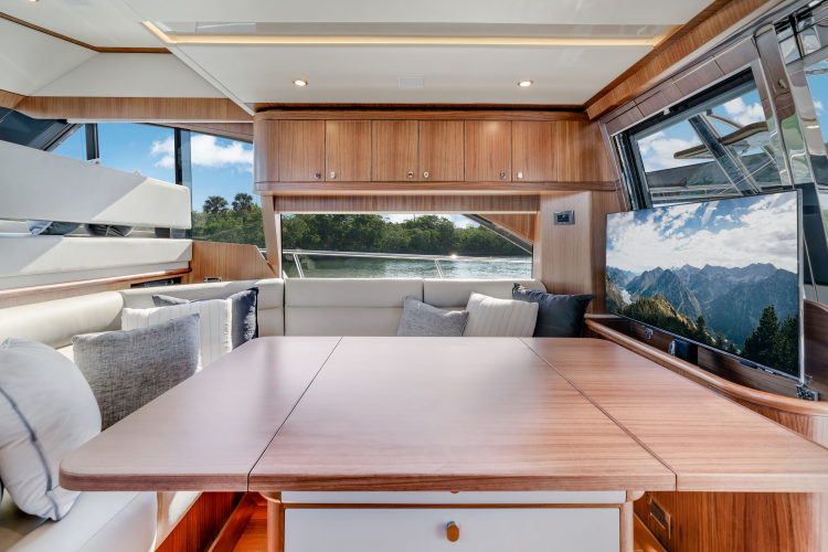 54 Daybridge Yacht Photos Pics 