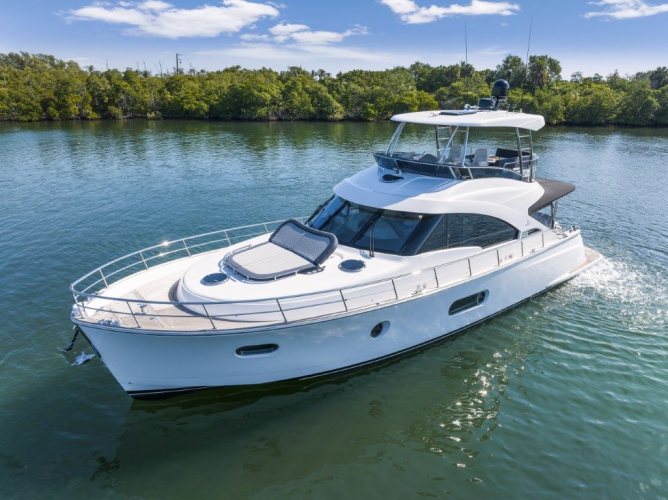 54 Daybridge Yacht Photos Pics 