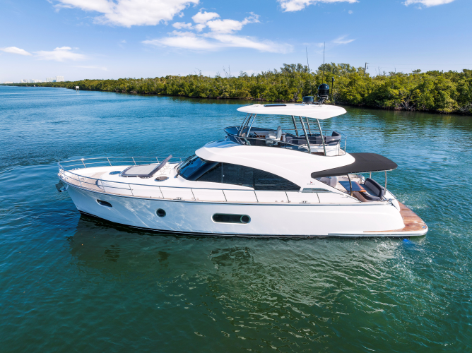 54 Daybridge Yacht Photos Pics 