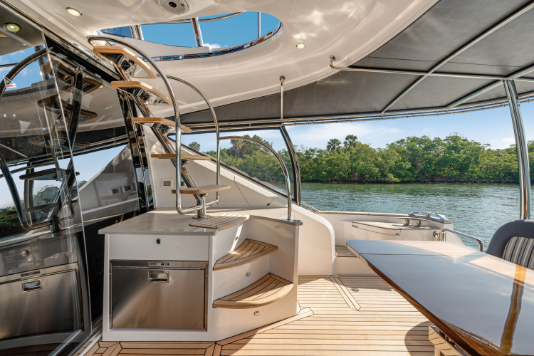 54 Daybridge Yacht Photos Pics 