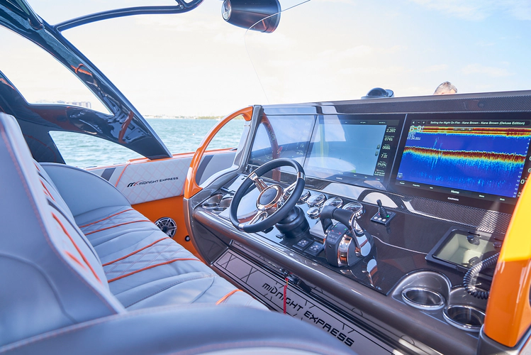 Va Va Vroom Yacht Photos Pics 
