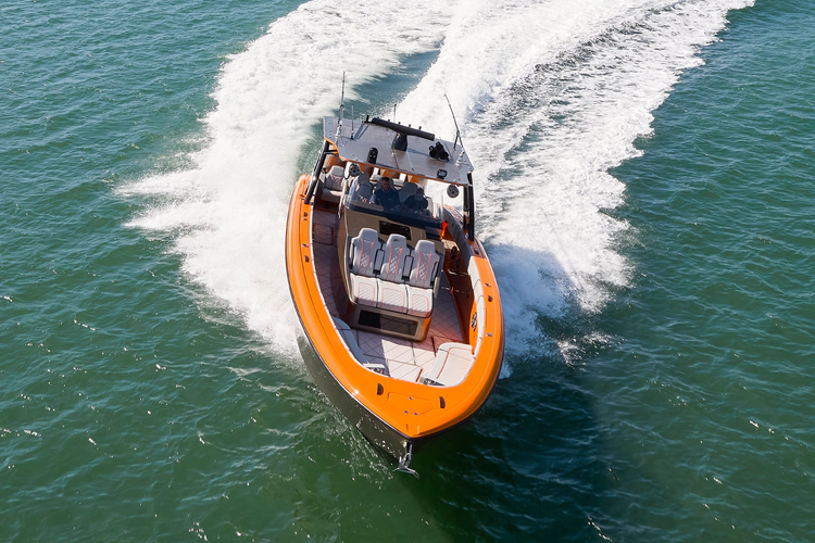 Va Va Vroom Yacht Photos Pics 
