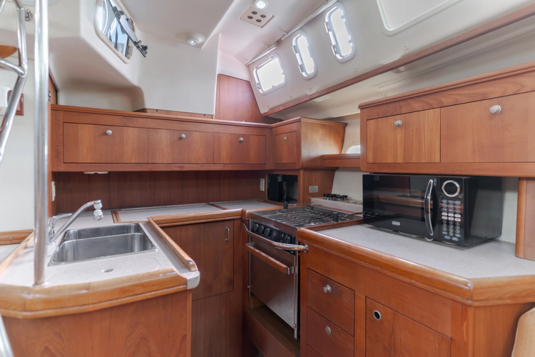 Jolly Rogers Yacht Photos Pics 