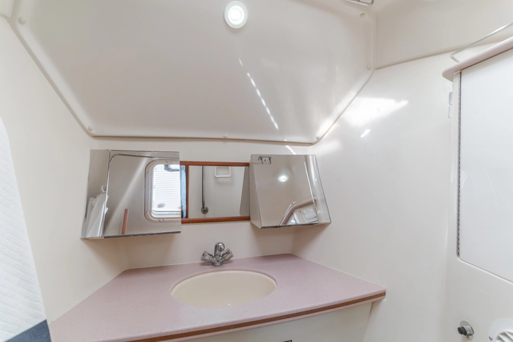 Jolly Rogers Yacht Photos Pics 