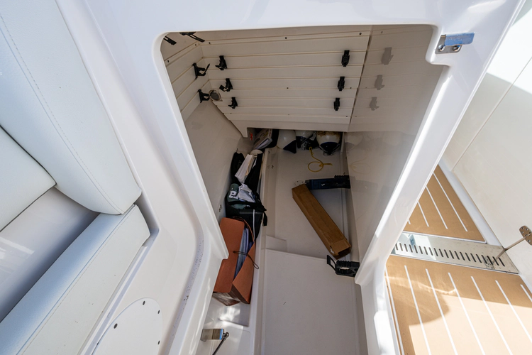 Tinker's Toye Yacht Photos Pics 