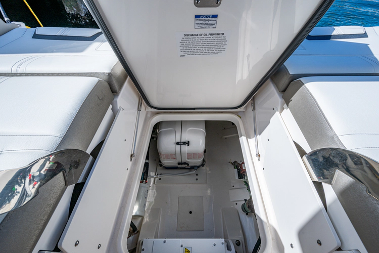 Tinker's Toye Yacht Photos Pics 