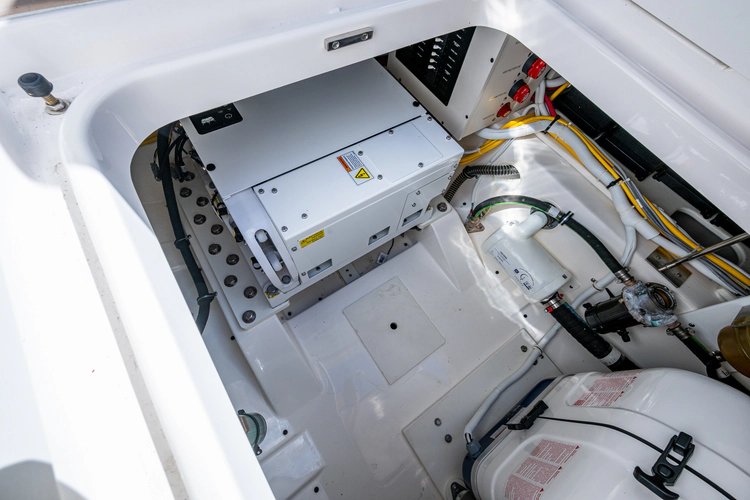 Tinker's Toye Yacht Photos Pics 