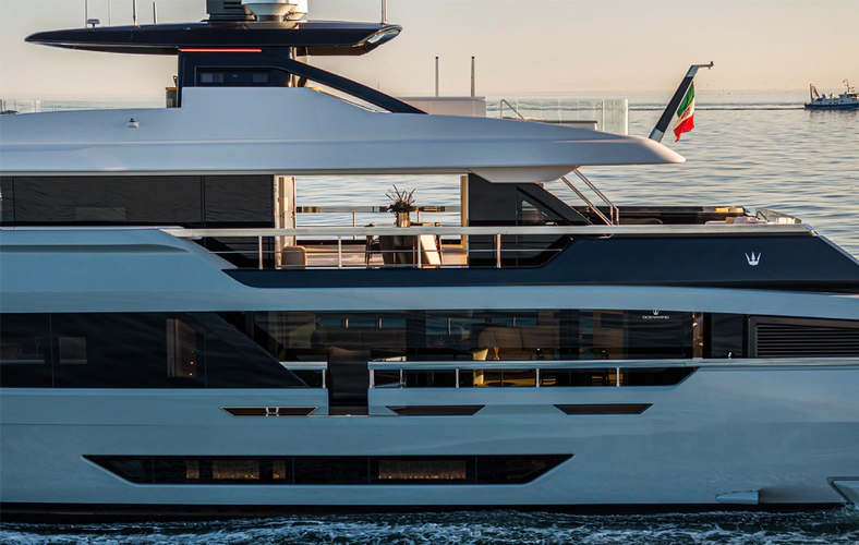 Doge 400 Yacht Photos Pics 