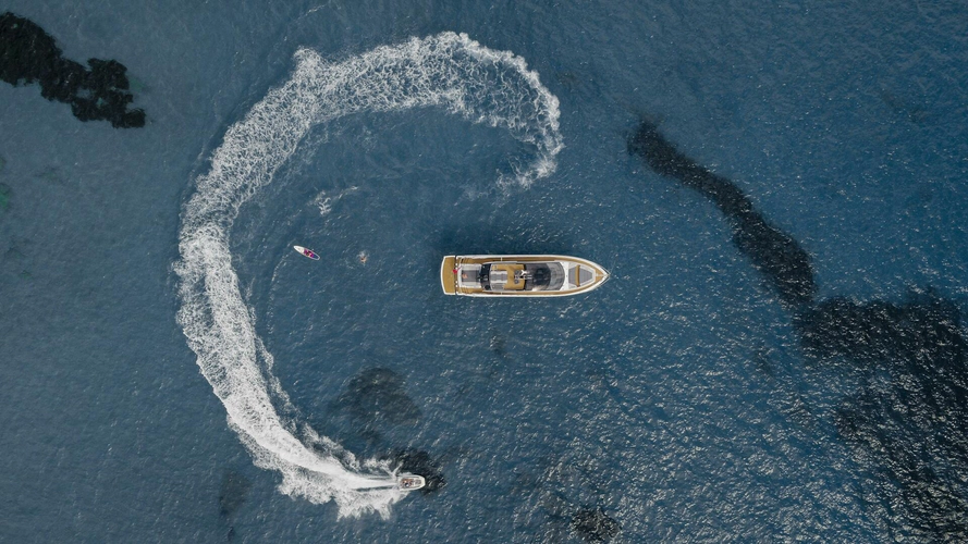 65 Sport Yacht Yacht Photos Pics 