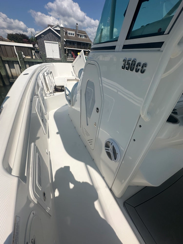 Pebbles Yacht Photos Pics 