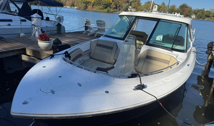 32' Pursuit 2019 Yacht For Sale