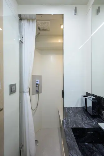 Harbour Time Yacht Photos Pics 