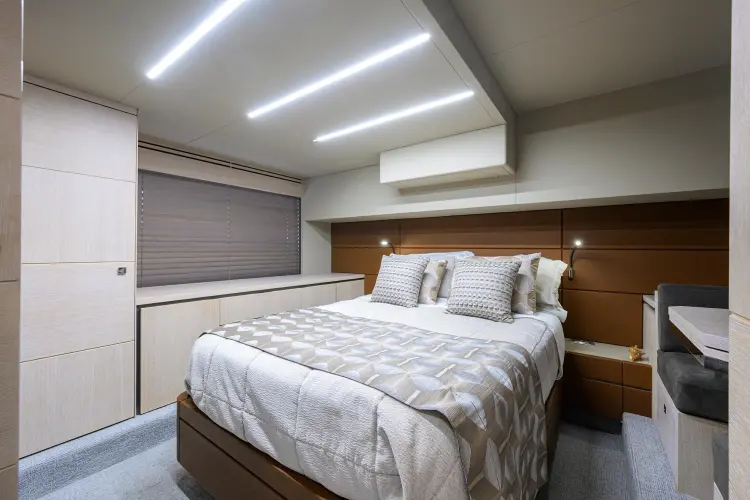 Harbour Time Yacht Photos Pics 