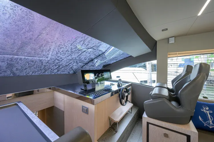 Harbour Time Yacht Photos Pics 