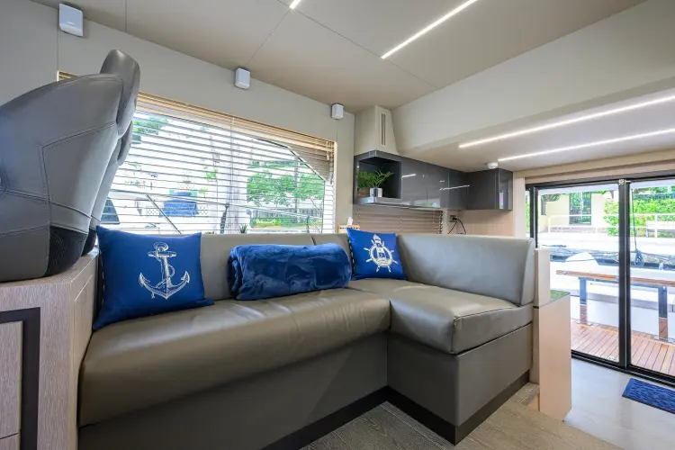 Harbour Time Yacht Photos Pics 