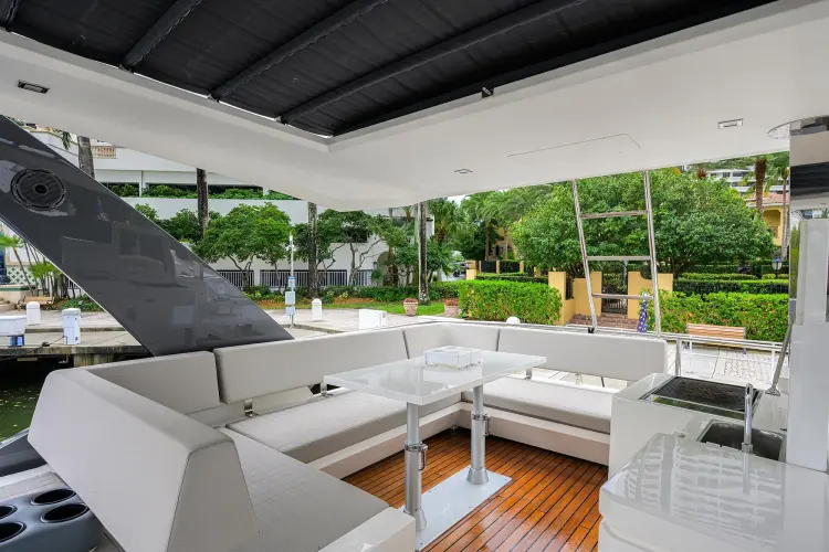 Harbour Time Yacht Photos Pics 