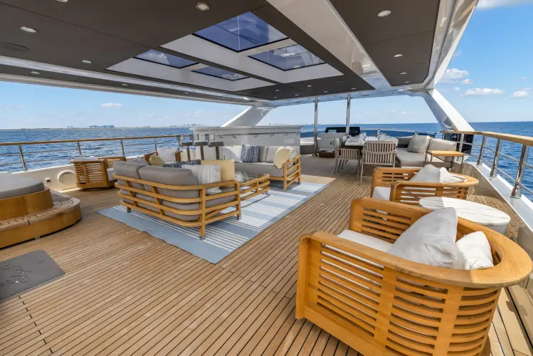 Evelyn P Yacht Photos Pics 