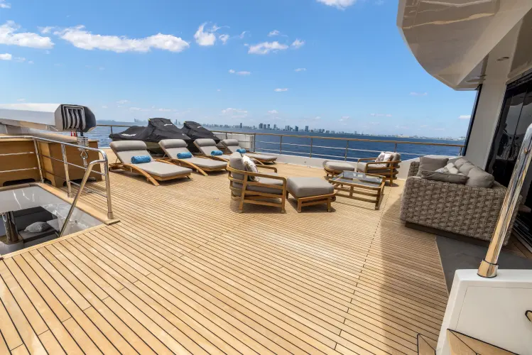 Evelyn P Yacht Photos Pics 