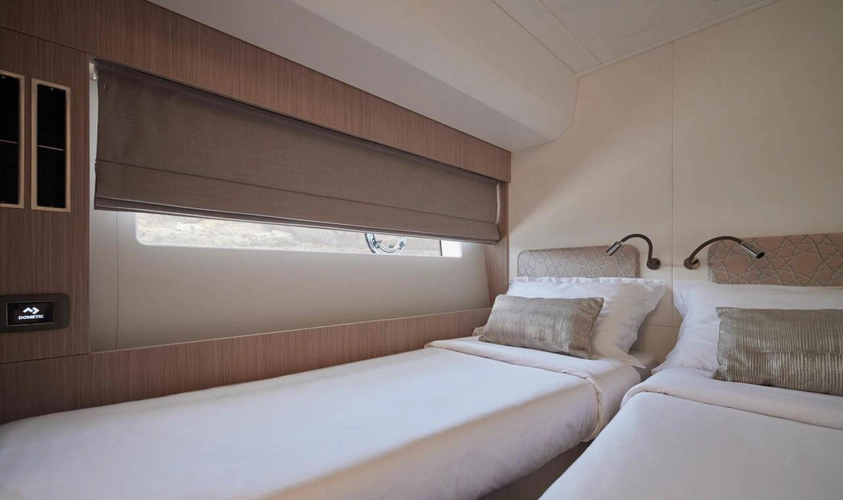 F5.7 Yacht Photos Pics 