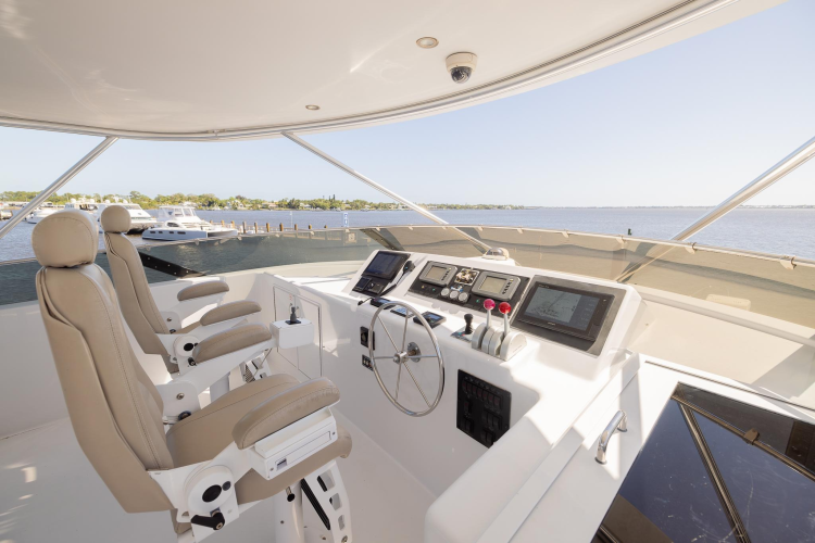 Vita Brevis Yacht Photos Pics 
