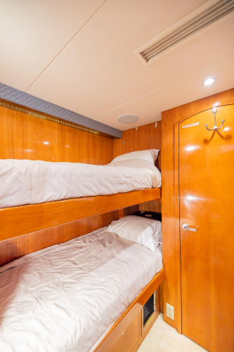 Vita Brevis Yacht Photos Pics 