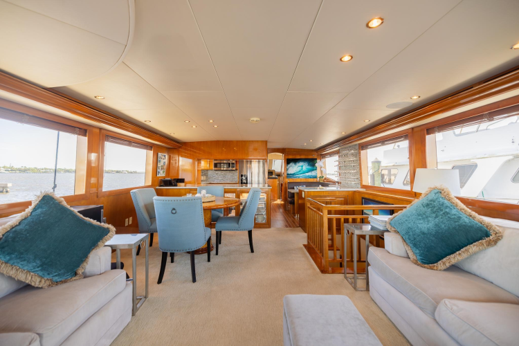 Vita Brevis Yacht Photos Pics 