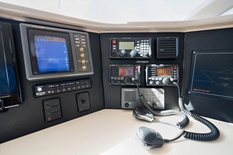 Think B.i.g Yacht Photos Pics 