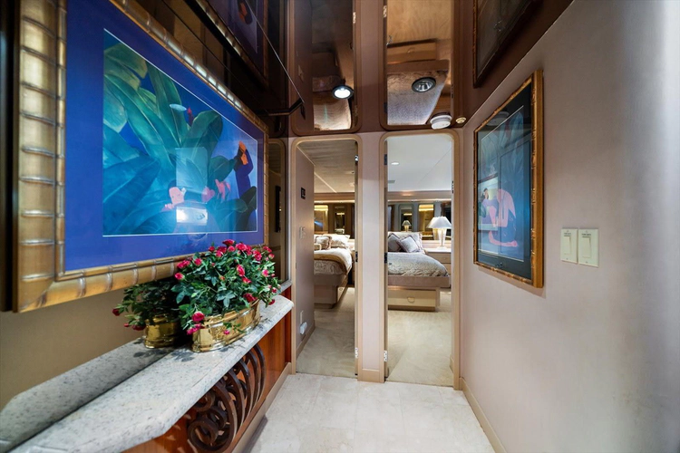 Think B.i.g Yacht Photos Pics 