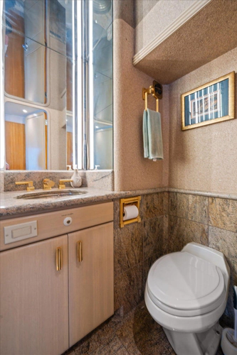 Think B.i.g Yacht Photos Pics 