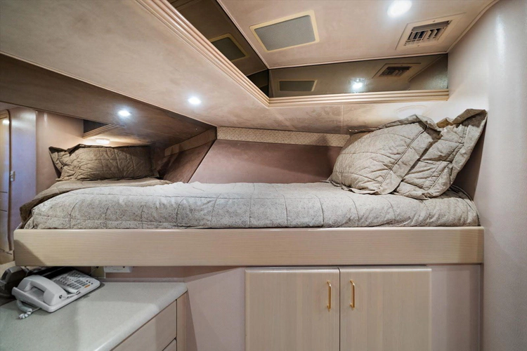 Think B.i.g Yacht Photos Pics 