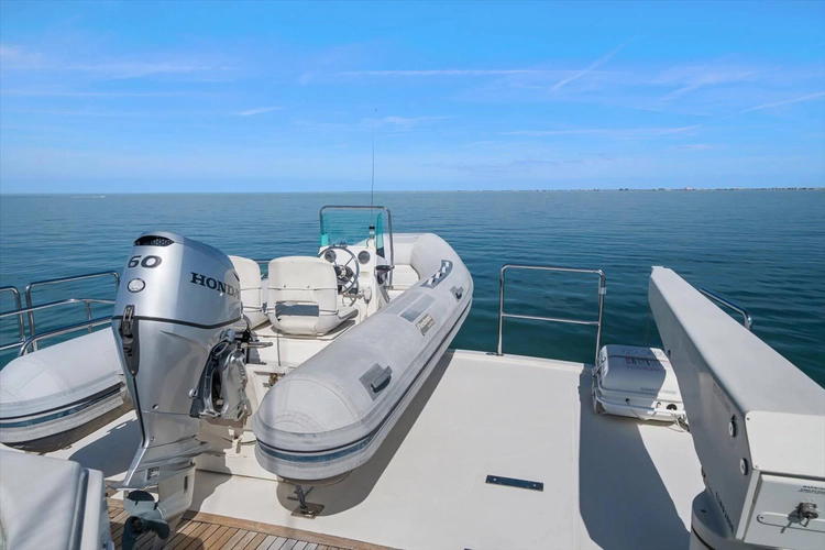 Think B.i.g Yacht Photos Pics 