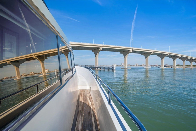 Think B.i.g Yacht Photos Pics 