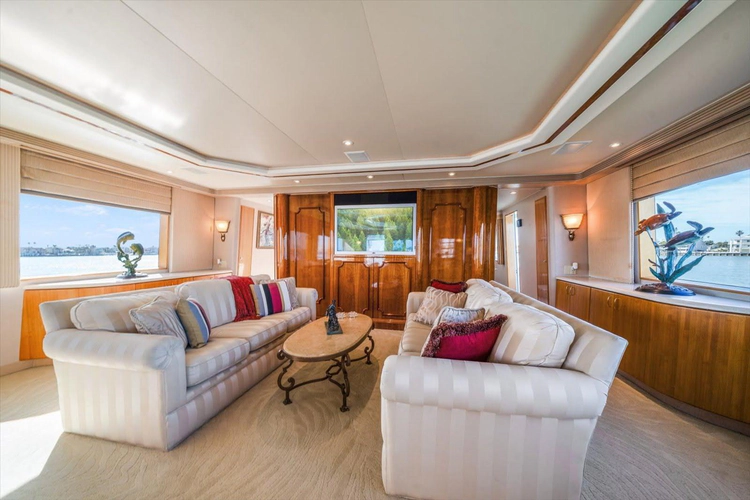 Think B.i.g Yacht Photos Pics 