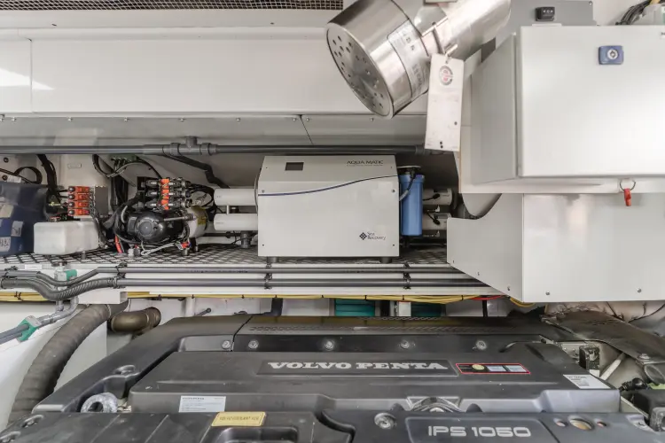 Gyrfalcon Yacht Photos Pics 