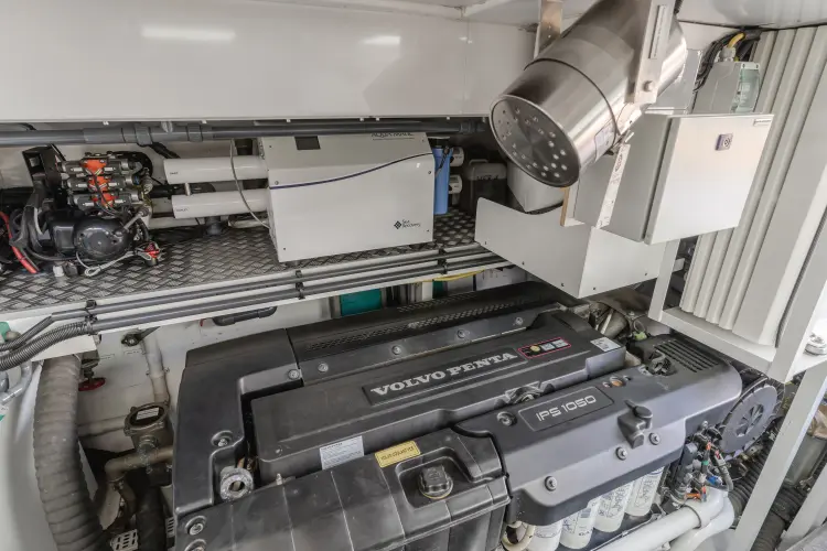 Gyrfalcon Yacht Photos Pics 