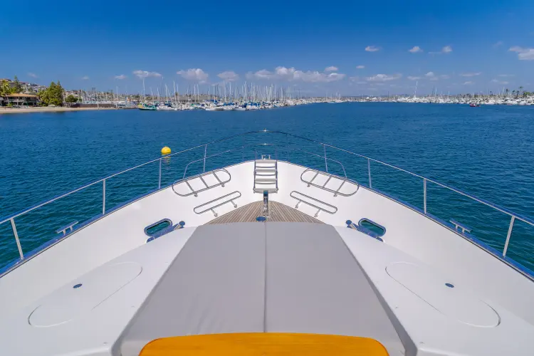 Gyrfalcon Yacht Photos Pics 