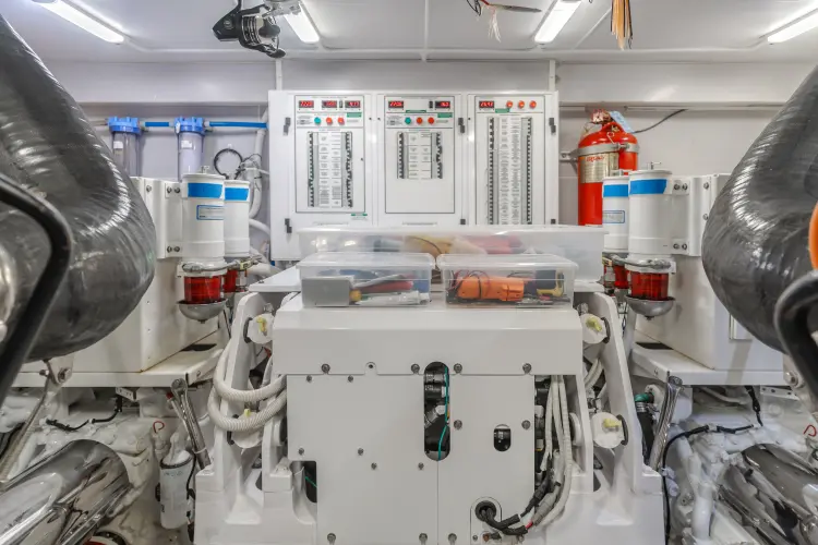 Fine Seas-onings Yacht Photos Pics 