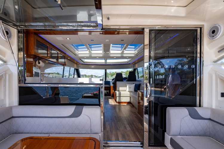 El Mar V Yacht Photos Pics 