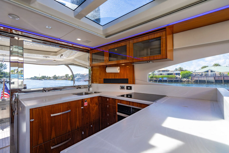 El Mar V Yacht Photos Pics 