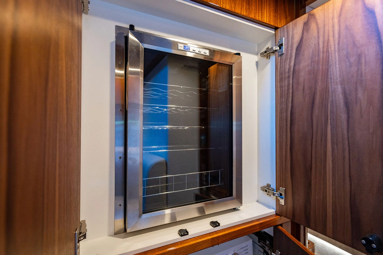 El Mar V Yacht Photos Pics 