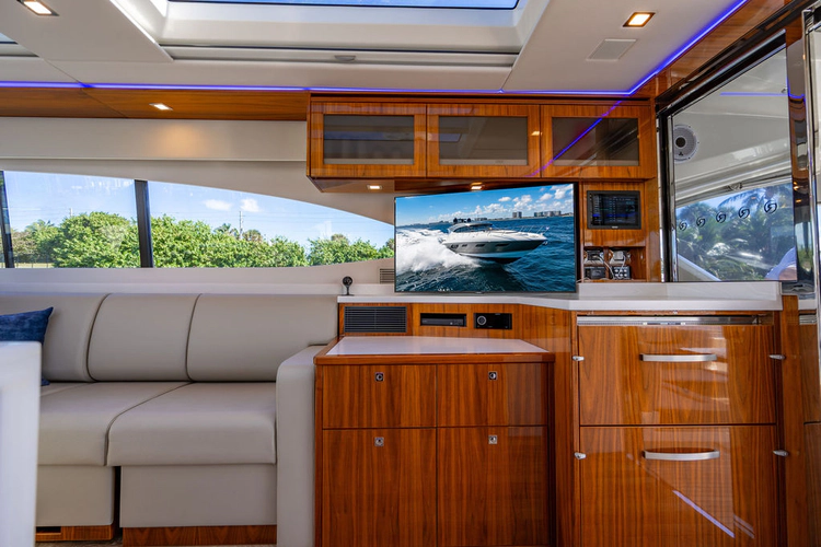 El Mar V Yacht Photos Pics 