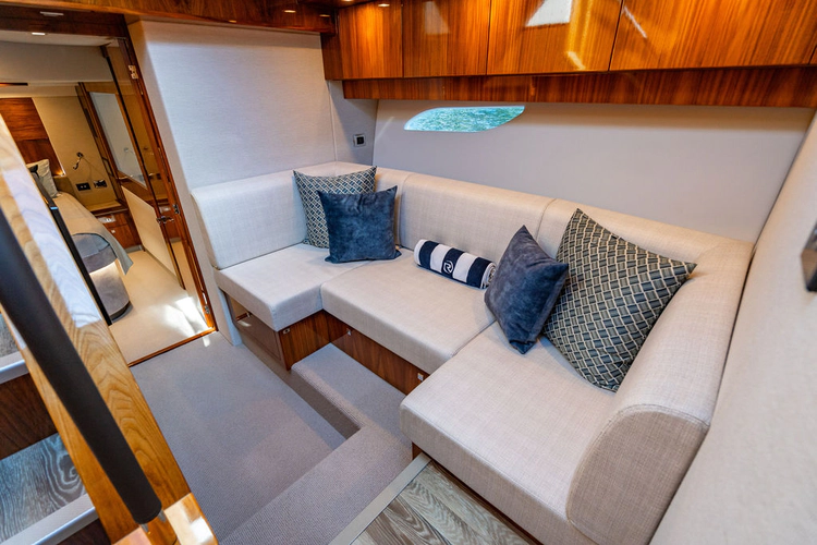 El Mar V Yacht Photos Pics 