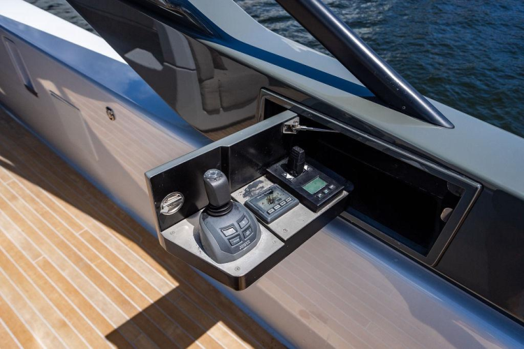 Snack Money Yacht Photos Pics 