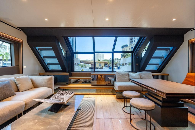 Snack Money Yacht Photos Pics 