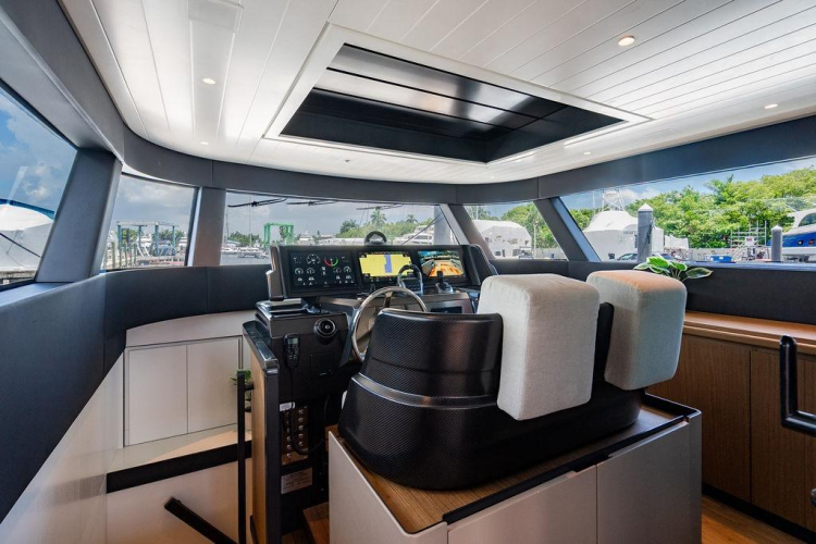 Snack Money Yacht Photos Pics 