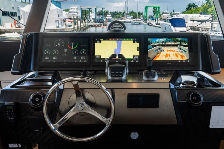 Snack Money Yacht Photos Pics 