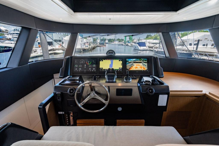 Snack Money Yacht Photos Pics 