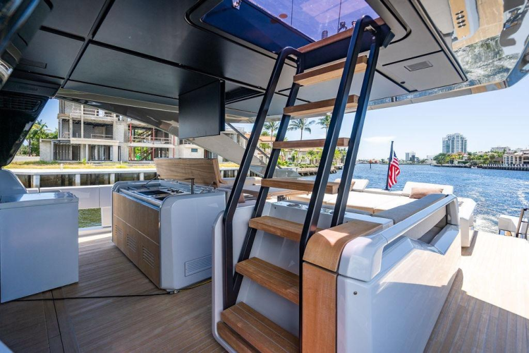 Snack Money Yacht Photos Pics 